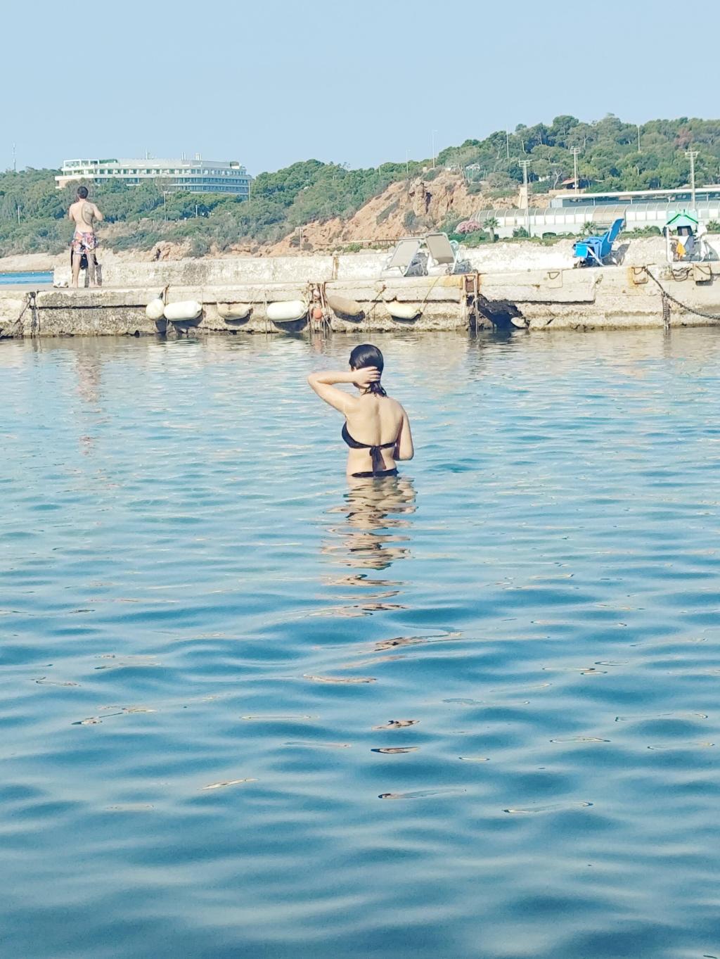 Μπάνιο στη θάλασσα: Έχει οφέλη τελικά; |&nbsp;Lifestyle