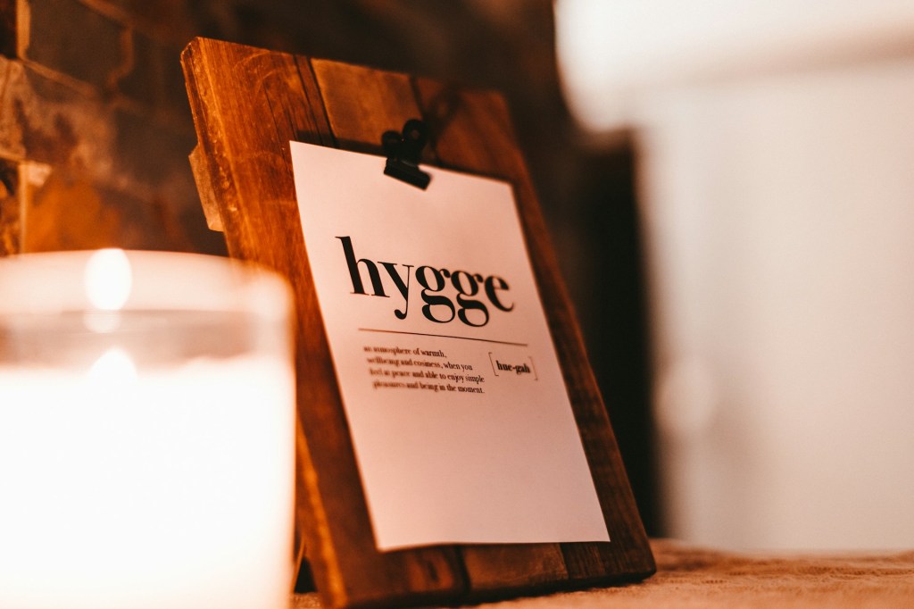 Το Hygge στα ελληνικά: Πώς να φτιάξεις cozy vibes στο σπίτι σου. |&nbsp;Lifestyle
